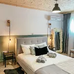 Milea Mansion בית נופש *